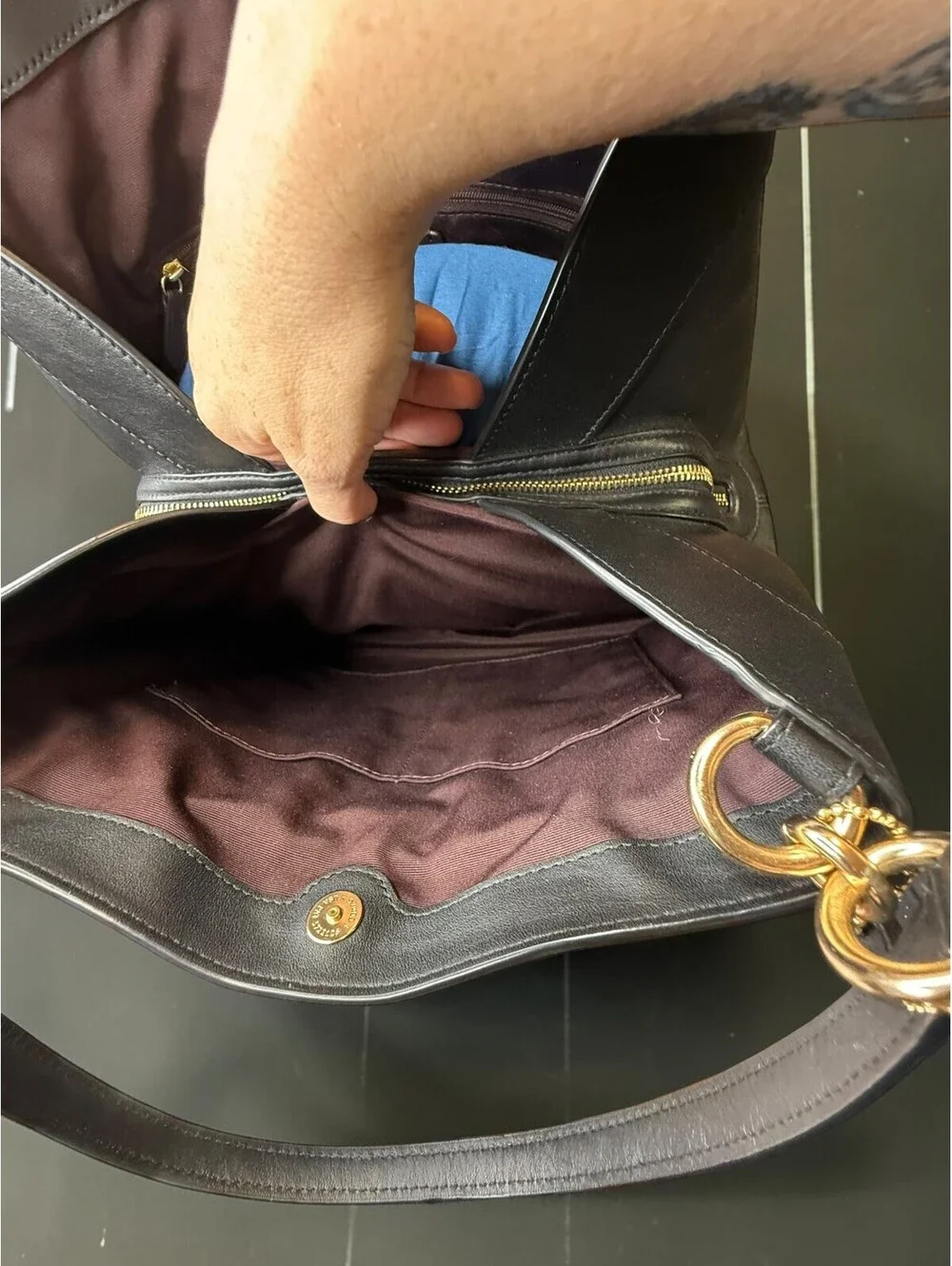 Coach exterior inner